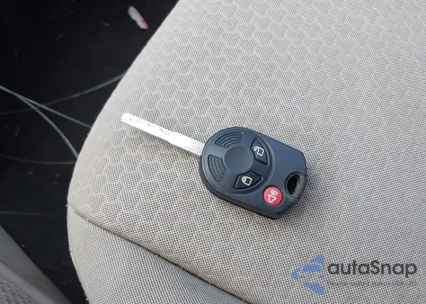 2018 Ford Escape Se z USA, uszkodzony, nr VIN 1FMCU9GD8JUD06450